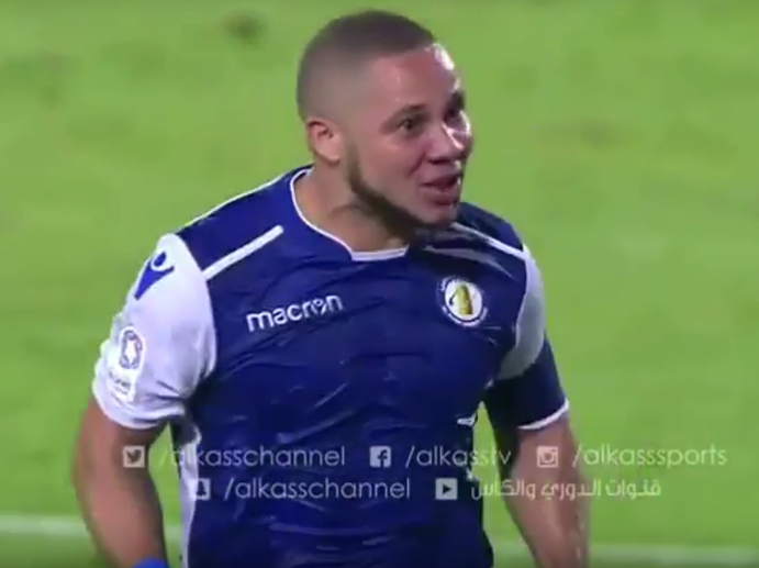 Brasileiro ignora Fair Play e faz gol do meio de campo no Catar