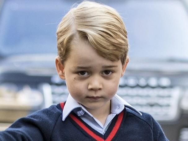 Príncipe George não quer voltar à escola e diz estar cansado