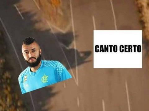 Diego e goleiro Alex são zoados na web após vice-campeonato do Fla