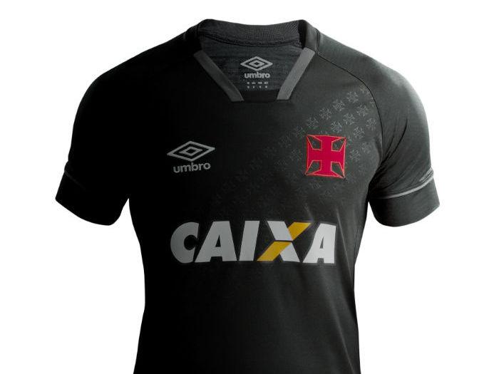 Vasco lança terceiro uniforme em homenagem a São Januário