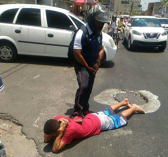 Acusados foram encaminhados para a Central de Flagrantes (Crédito: Reprodução)