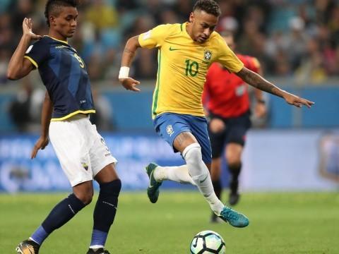 Pela seleção, Neymar tenta superar críticas à mudança de clube