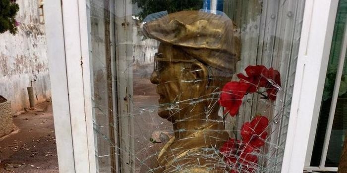 Busto de Chico Xavier é sofre atos de vandalismo em cemitério
