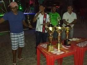 Prefeito João Luiz dando apoio aos campeonatos nas comunidades