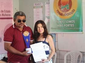 Um encontro em homenagem às mulheres