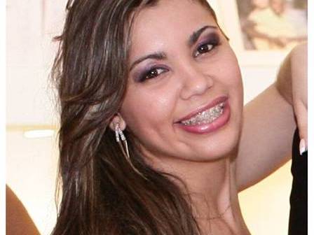 Bancária é presa suspeita de encomendar morte de amiga de infância