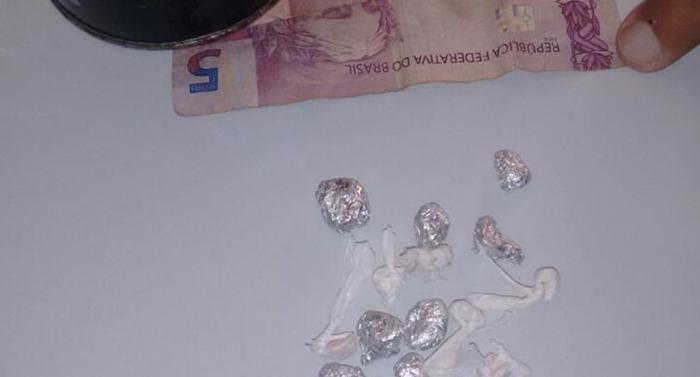 Droga encontrada com Augusto Ivan Ferreira Abade (Crédito: Polícia Civil)