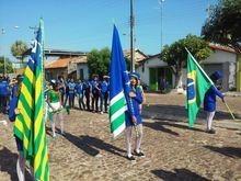 Prefeito prestigia desfile pelo Dia da Independência
