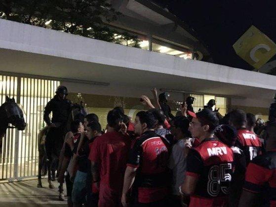 STJD irá analisar incidentes do Maracanã e Fla pode ser punido