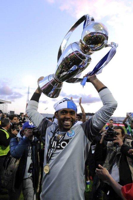 Ex-goleiro é ídolo no Porto (Crédito: AP)