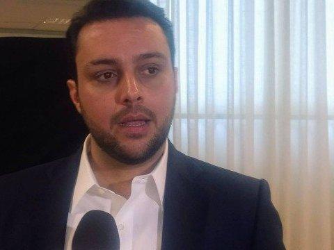 Julio Brant faz queixa na delegacia: "Não vão prejudicar o Vasco"