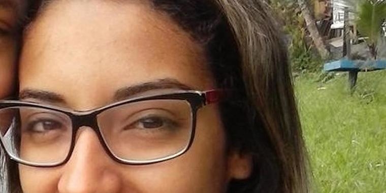 Mulher mata vizinha a facadas por causa de vaga de emprego