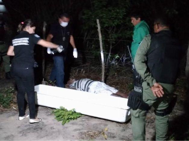 Corpo de idoso é encontrado em matagal no litoral do Piauí