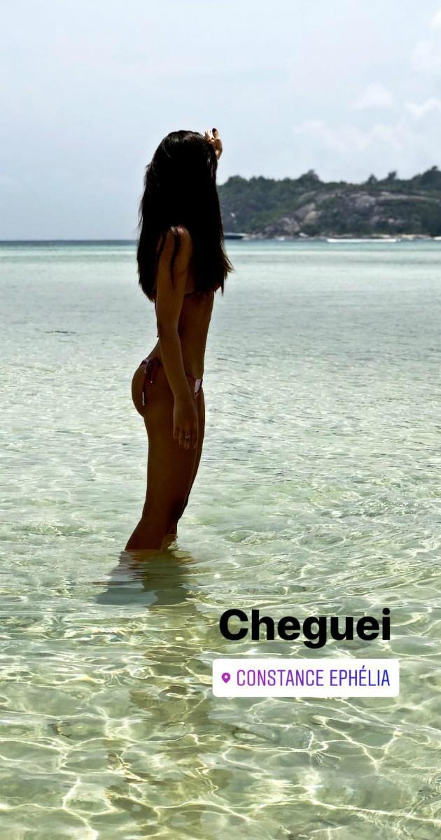 Namorando milionário, Mariana Rios posa em hotel luxuoso