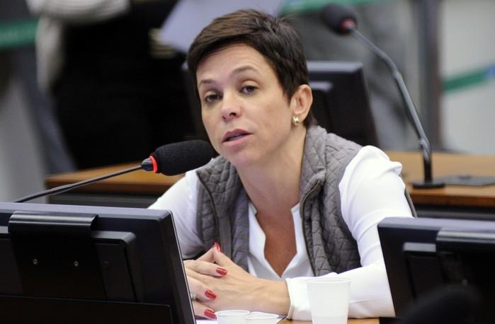 Cristiane Brasil (PTB - RJ) durante reunião em comissão da Câmara em maio de 2017 (Crédito: Lúcio Bernardo Junior/Câmara dos Deputados)