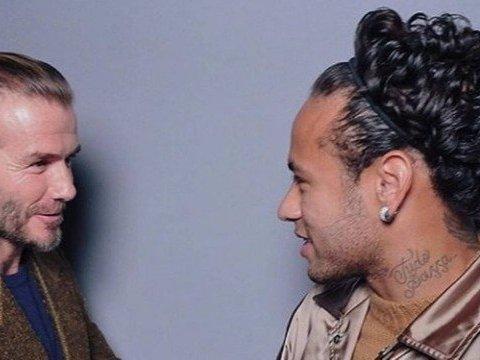 Neymar posta foto com Beckham e é alvo de piadas devido seu cabelo