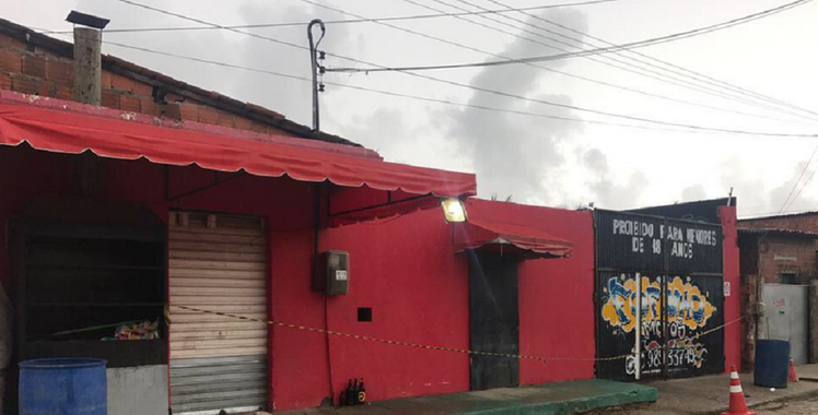 Criminosos invadem festa e matam 14 pessoas em Fortaleza