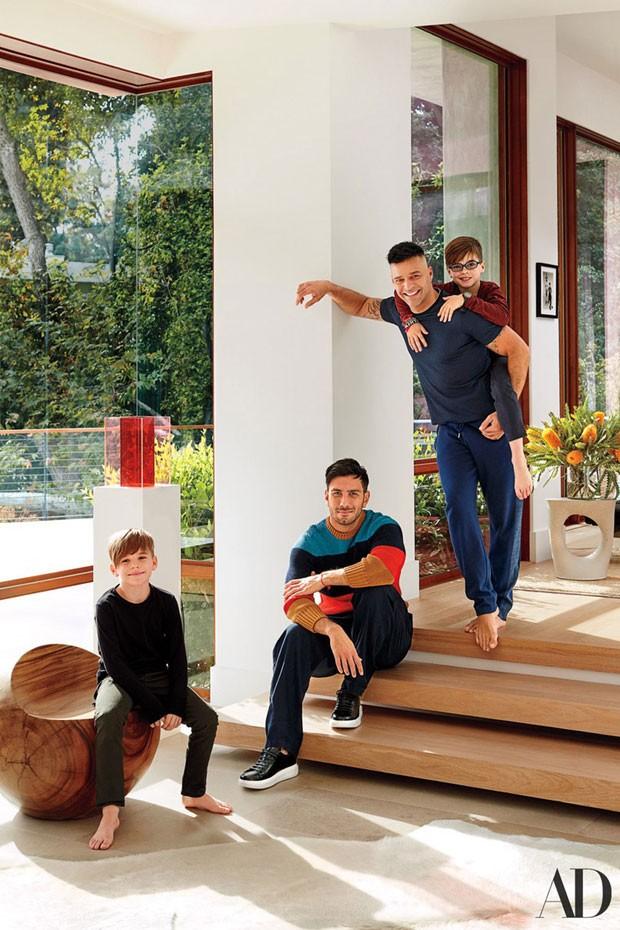 Ricky Martin abriu as portas de sua mansão