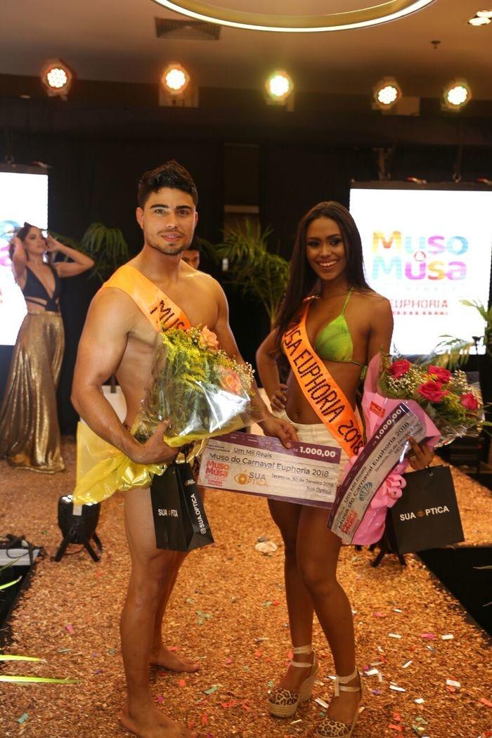 Jhonatan Christian e Maria Clara Maciel