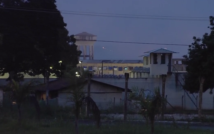 Rebelião atinge a Penitenciária Odenir Guimarães em Aparecida de Goiânia (Crédito: TV Anhanguera)