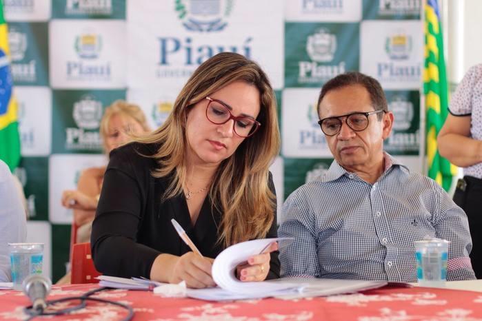 Secretária de Estado da Educação, Rejane Dia (Crédito: Divulgação)