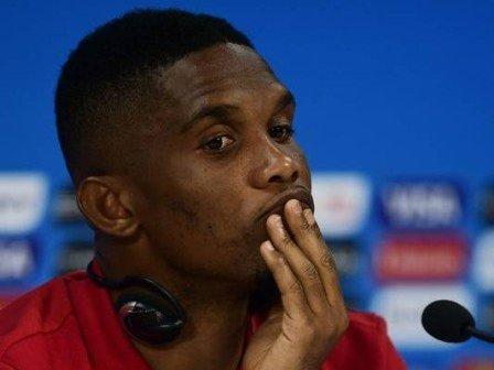 Julio Brant apresenta proposta para Samuel Eto"o jogar pelo Vasco