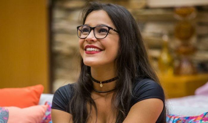 Emilly Araújo