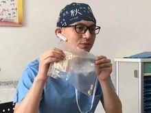 Garoto tem nove dentes retirados do cérebro após cirurgia na China