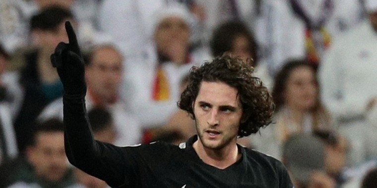 Interesse em Rabiot estremece relação entre PSG e Barça