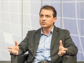 Comandante Moisés é eleito governador em Santa Catarina