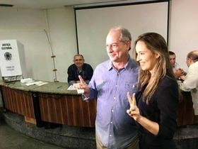 Em Fortaleza, Ciro diz que fará oposição a quem quer que vença