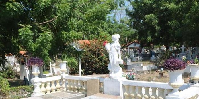 Dia de Finados: Cemitérios recebem limpeza