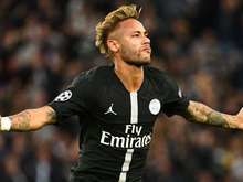 Neymar comanda goleada do Paris Saint-Germain na Champions League