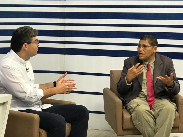 Luciano Nunes é sabatinado (Crédito: W.Benário)