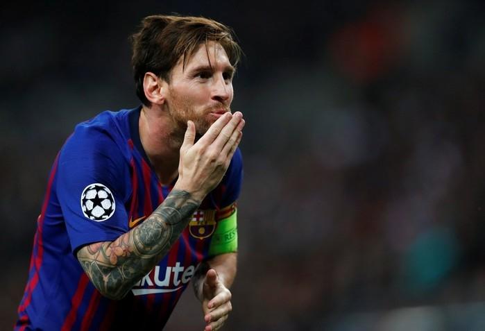  Messi garantiu a vitória do Barcelona sobre o Tottenham, com dois gols em Wembley (Crédito: Eddie Keogh/Reuters )