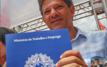Haddad critica uso das fake news e chama Bolsonaro para debater