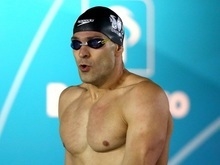 Nadador brasileiro bate recorde mundial nos 50 metros borboleta
