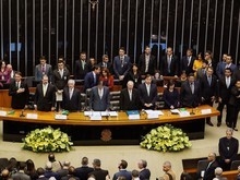 Bolsonaro cancela audiências agendadas com Maia e Eunício