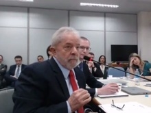 Após quase 3 horas, termina interrogatório de Lula em processo
