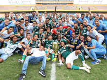 Palmeiras goleia o Corinthians e é bicampeão Paulista sub-20