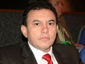Ex-prefeito Zé Barros tem contas aprovadas pela câmara