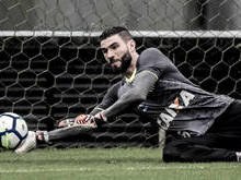 Presidente do Santos diz que Flamengo quer Vanderlei