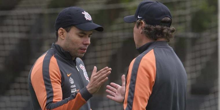 Corinthians encerra preparação para pegar o Atlético-PR