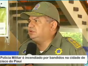 Viatura da Polícia Militar é incendiada por bandidos no Piauí