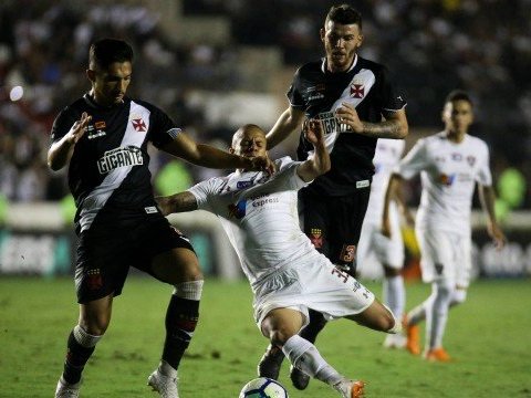Vasco enfrenta o Flu e tem última chance para vencer um clássico