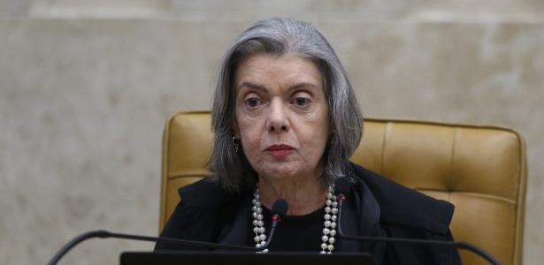 Cármen Lúcia: "Estamos vivendo mudança perigosamente conservadora