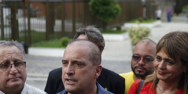 Onyx Lorenzoni é nomeado ministro extraordinário de Bolsonaro