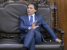 ‘Não me importo’, diz Eunício sobre gosto de Bolsonaro com votações