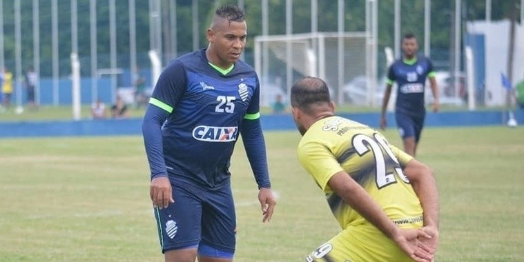 Atacante Walter é suspenso por Doping