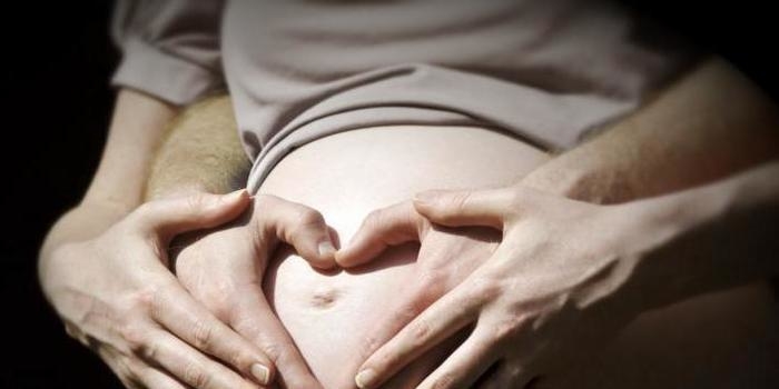 Dicas para não deixar a gravidez tirar o apetite sexual do casal